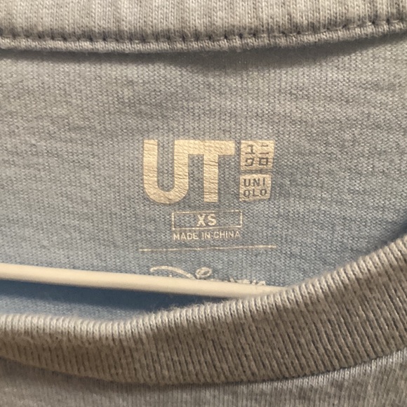 pastel blue tshirt. - Picture 4 of 4